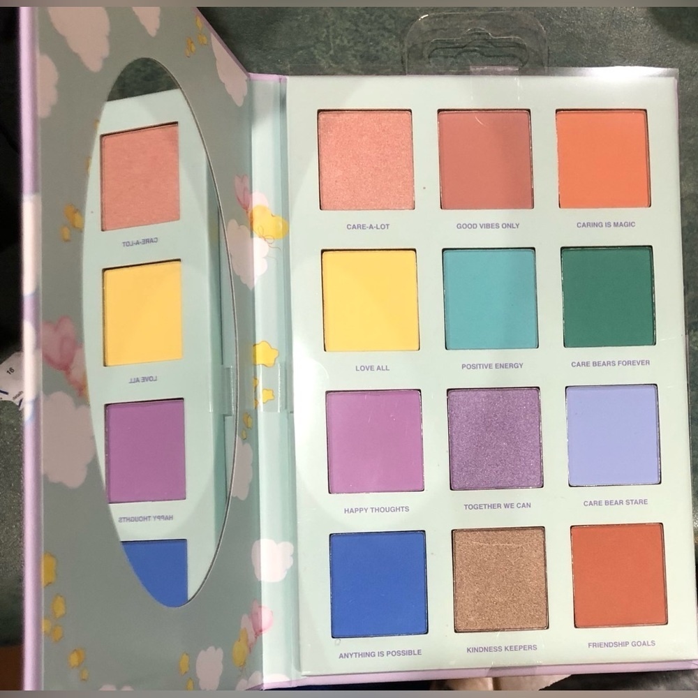 Care Bears 12 piece eyeshadow palette book with mirror new